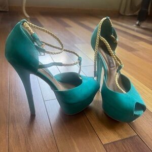 Steve Madden Teal Heels with Gold Straps
